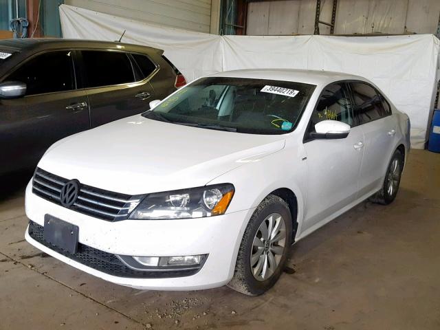 1VWAT7A34EC099602 - 2014 VOLKSWAGEN PASSAT S WHITE photo 2