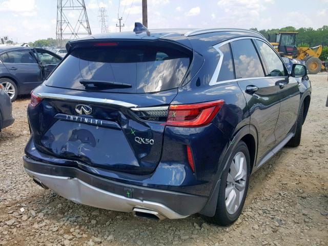 3PCAJ5M1XKF107689 - 2019 INFINITI QX50 ESSEN BLUE photo 4