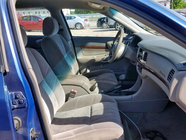 2G1WF52E839316845 - 2003 CHEVROLET IMPALA BLUE photo 5