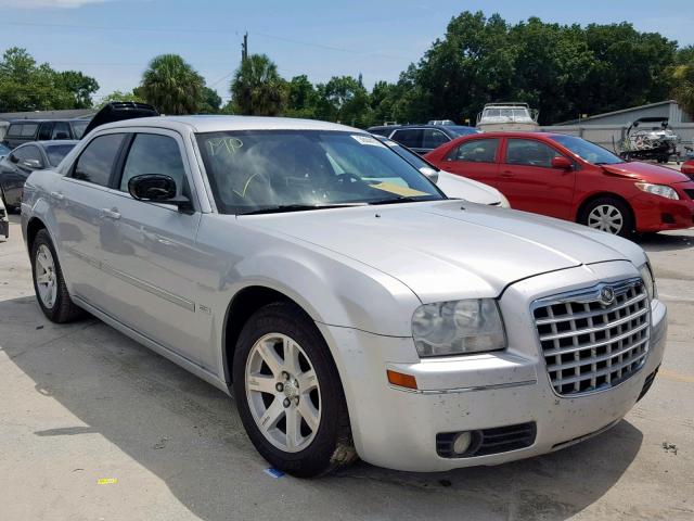 2C3KA53G06H320178 - 2006 CHRYSLER 300 TOURIN SILVER photo 1