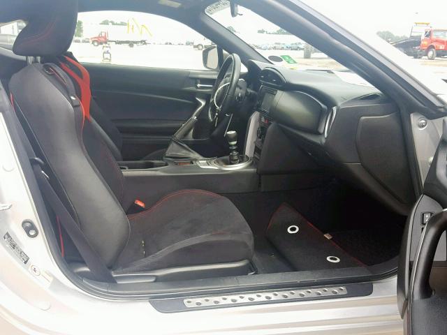 JF1ZNAA1XD1720787 - 2013 TOYOTA SCION FR-S SILVER photo 5