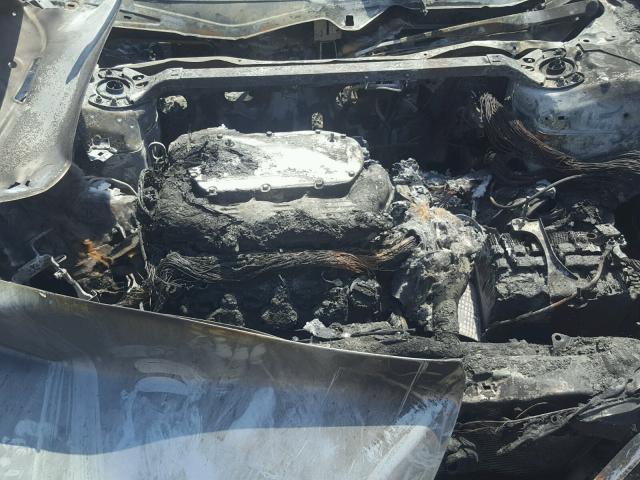 JH4KC1F5XGC000524 - 2016 ACURA RLX TECH BURN photo 7