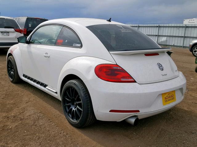 3VW4A7AT7CM631892 - 2012 VOLKSWAGEN BEETLE TUR WHITE photo 3
