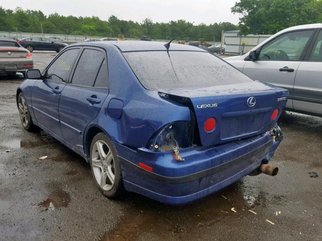 JTHBD192320041229 - 2002 LEXUS IS 300 BLUE photo 3