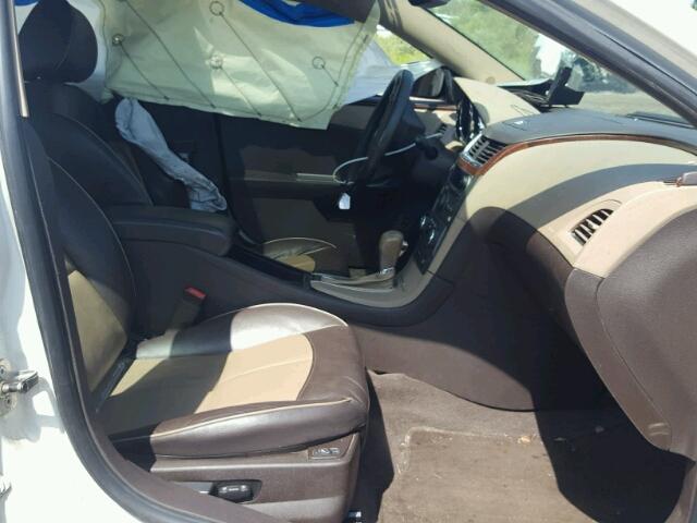 1G1ZE5E79BF395185 - 2011 CHEVROLET MALIBU LTZ 白色 照片 5