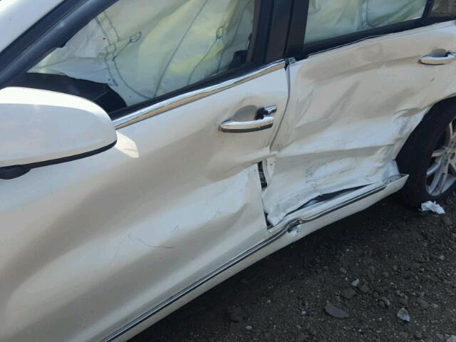 1G1ZE5E79BF395185 - 2011 CHEVROLET MALIBU LTZ 白色 照片 9