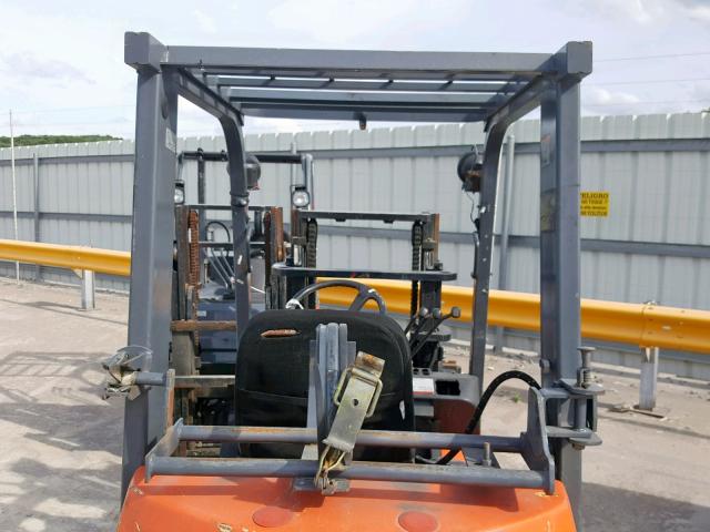 85681 - 2004 TOYOTA FORKLIFT ORANGE photo 6