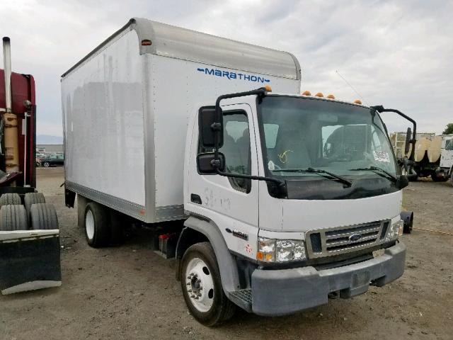 3FRLL45Z67V504575 - 2007 FORD LOW CAB FO WHITE photo 1