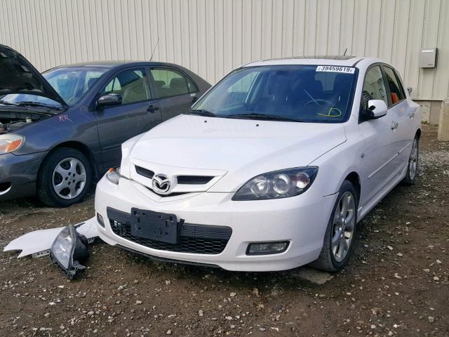 JM1BK343781171505 - 2008 MAZDA 3 HATCHBAC WHITE photo 2