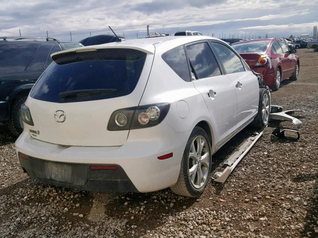 JM1BK343781171505 - 2008 MAZDA 3 HATCHBAC WHITE photo 4