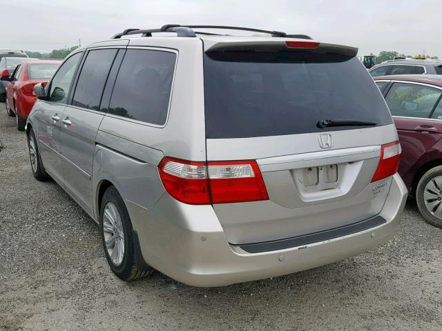 5FNRL38875B118405 - 2005 HONDA ODYSSEY TO SILVER photo 3