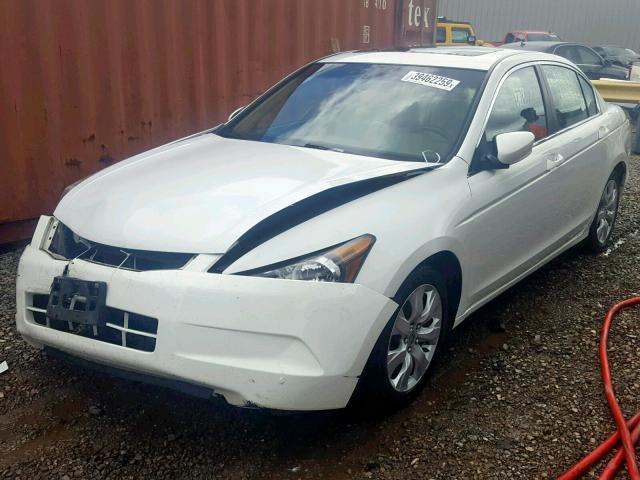 1HGCP2F86AA104135 - 2010 HONDA ACCORD EXL WHITE photo 2