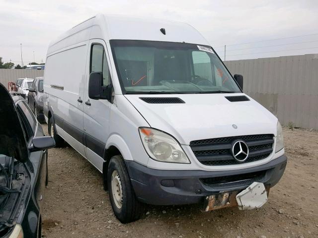 WD3PE8CB1B5584176 - 2011 MERCEDES-BENZ SPRINTER WHITE photo 1