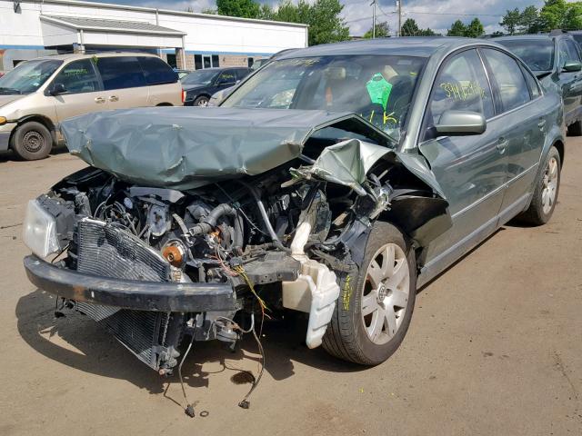 WVWTH63BX3P457898 - 2003 VOLKSWAGEN PASSAT GLX 绿色 照片 2