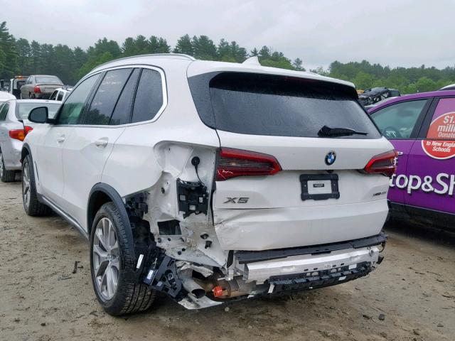 5UXCR6C51KLK81397 - 2019 BMW X5 XDRIVE4 WHITE photo 3