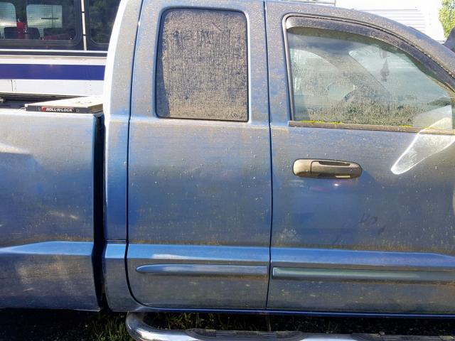 1D7HW42N35S204939 - 2005 DODGE DAKOTA SLT BLUE photo 6