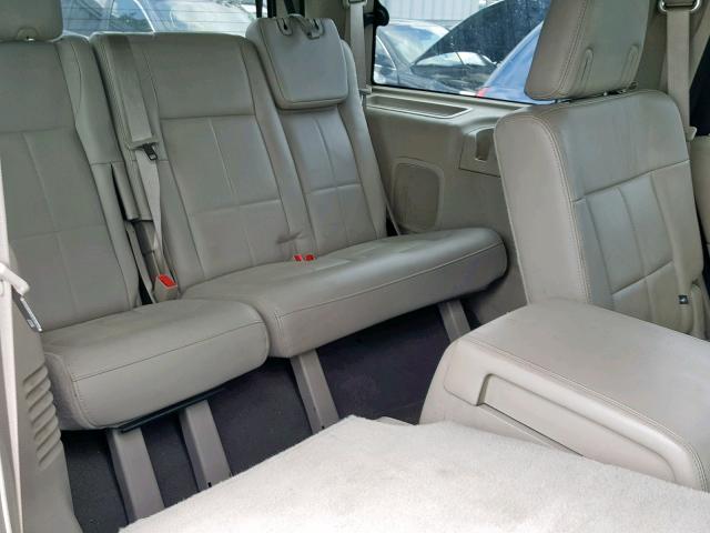 5LMFU28587LJ24156 - 2007 LINCOLN NAVIGATOR BLACK photo 6