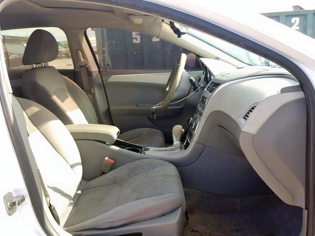 1G1ZC5E18BF263388 - 2011 CHEVROLET MALIBU 1LT 白色 照片 5