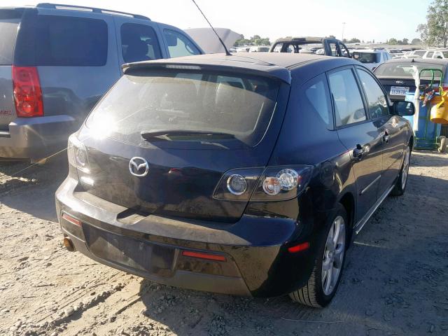 JM1BK343381871795 - 2008 MAZDA 3 HATCHBAC BLACK photo 4