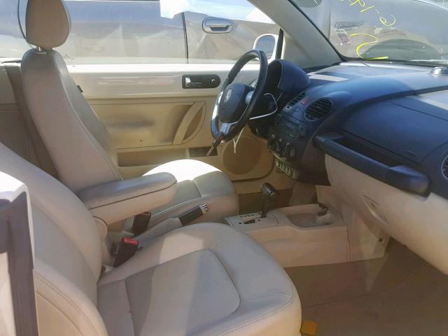 3VWRG31Y69M401021 - 2009 VOLKSWAGEN NEW BEETLE ბეჟი ფოტო 5