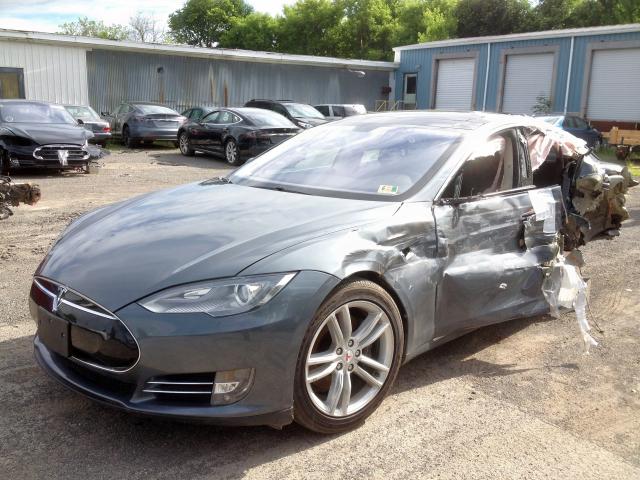 5YJSA1CN0DFP04208 - 2013 TESLA MODEL S GRAY photo 2