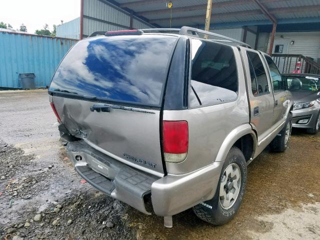 1GNDT13W92K172945 - 2002 CHEVROLET BLAZER BEIGE photo 4