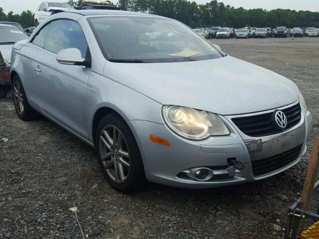 WVWFA71F98V011466 - 2008 VOLKSWAGEN EOS LUX 银色 照片 1