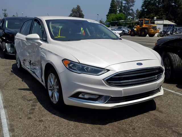 3FA6P0SU2HR209702 - 2017 FORD FUSION TIT WHITE photo 1