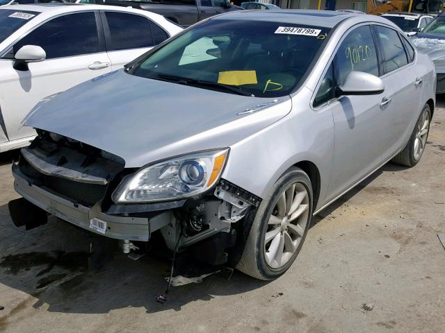 1G4PR5SK1C4211569 - 2012 BUICK VERANO CON SILVER photo 2