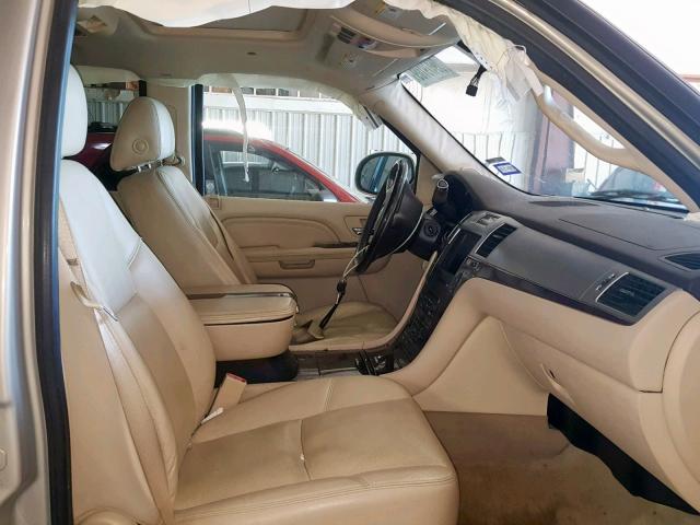 1GYEC63898R223298 - 2008 CADILLAC ESCALADE L TAN photo 5