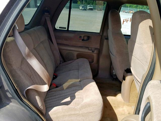 1GNDT13W1W2217558 - 1998 CHEVROLET BLAZER BROWN photo 6