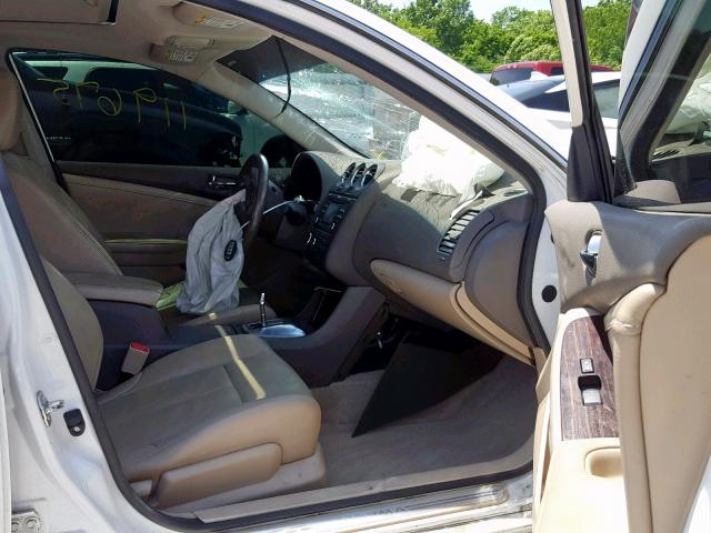 1N4BL2AP6CN563199 - 2012 NISSAN ALTIMA SR WHITE photo 5