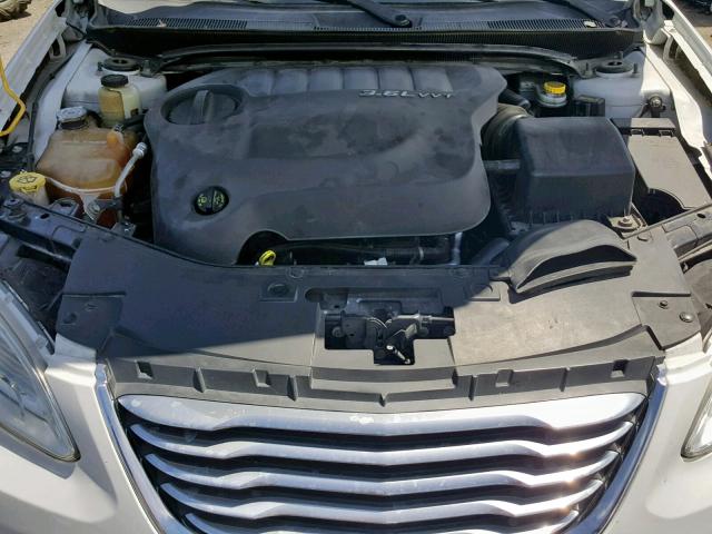 1C3BC2EG3BN592330 - 2011 CHRYSLER 200 TOURIN WHITE photo 7