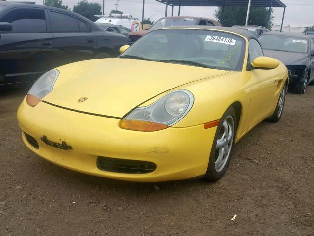 WP0CA2982XU626098 - 1999 PORSCHE BOXSTER YELLOW photo 2