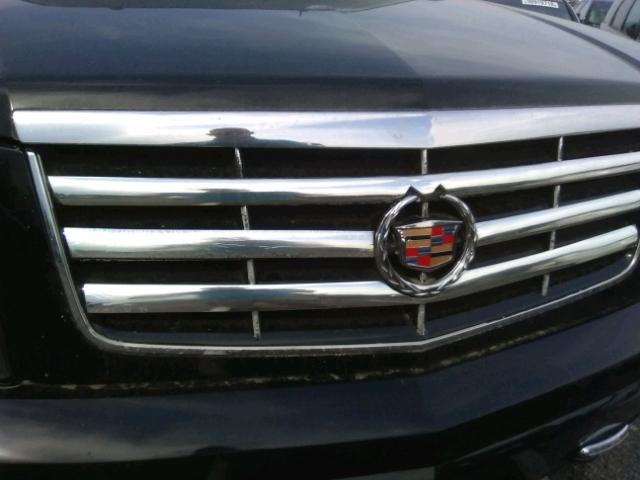 1GYEK63N75R146466 - 2005 CADILLAC ESCALADE L BLACK photo 9