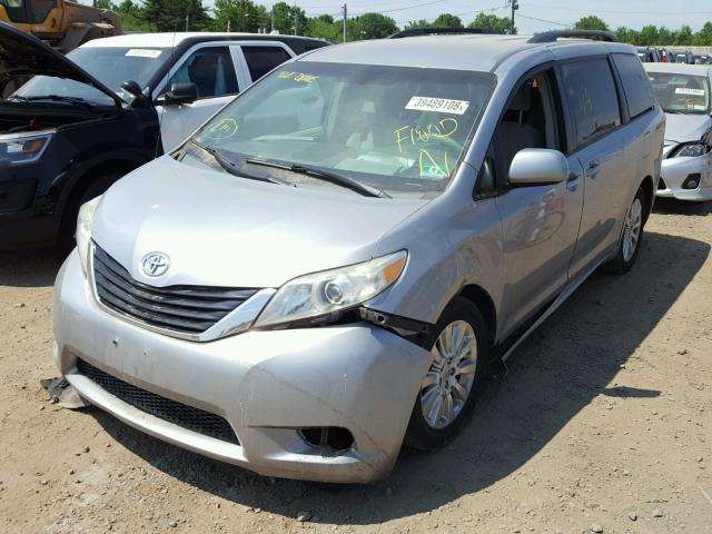 5TDJK3DC1BS010329 - 2011 TOYOTA SIENNA LE GRAY photo 2