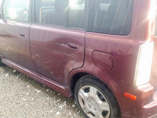 JTLKT324364042721 - 2006 TOYOTA SCION XB MAROON photo 9