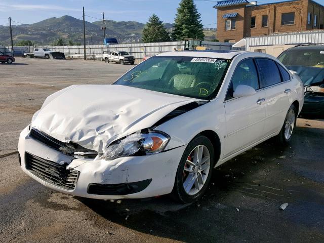 2G1WU583581349058 - 2008 CHEVROLET IMPALA LTZ WHITE photo 2