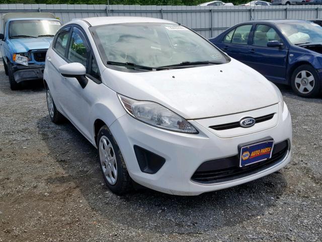 3FADP4EJ7CM156890 - 2012 FORD FIESTA SE WHITE photo 1