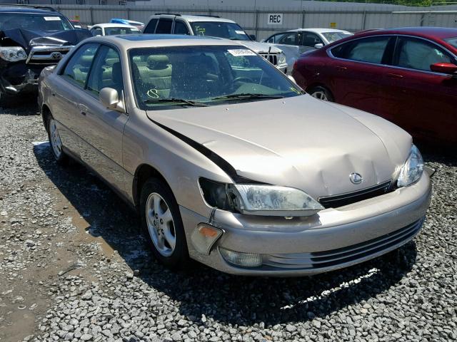 JT8BF28G3W0127885 - 1998 LEXUS ES 300 GOLD photo 1