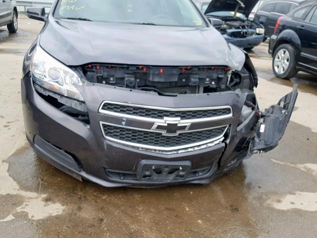 1G11C5SA7DF352485 - 2013 CHEVROLET MALIBU 1LT 灰色 照片 9