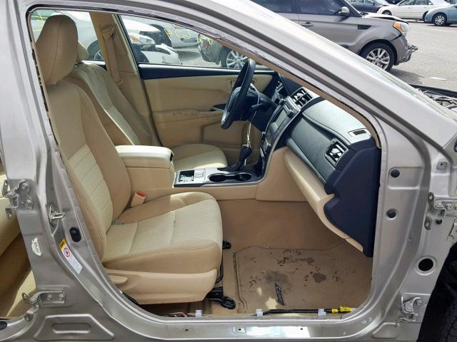 4T1BD1FK1HU204012 - 2017 TOYOTA CAMRY HYBR TAN photo 5