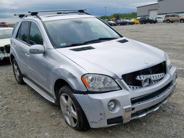 4JGBB72E08A332008 - 2008 MERCEDES-BENZ ML 550 SILVER photo 1