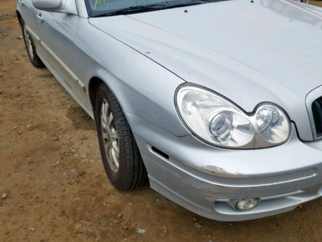 KMHWF25H82A661500 - 2002 HYUNDAI SONATA GL SILVER photo 9