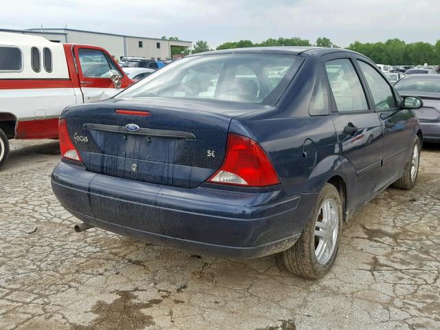 1FAFP34383W300985 - 2003 FORD FOCUS SE C BLUE photo 4