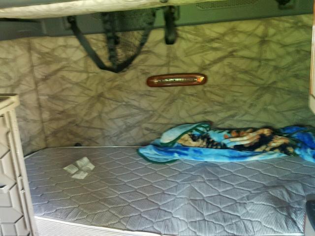 1FUJGLDR6DSBV1294 - 2013 FREIGHTLINER CASCADIA 1 Սպիտակ լուսանկար 6