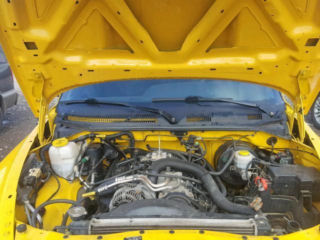 1B7GL26Z2XS118542 - 1999 DODGE DAKOTA YELLOW photo 7