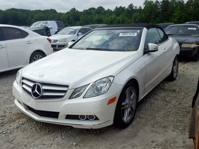 WDDKK5GF5BF077530 - 2011 MERCEDES-BENZ E 350 WHITE photo 2