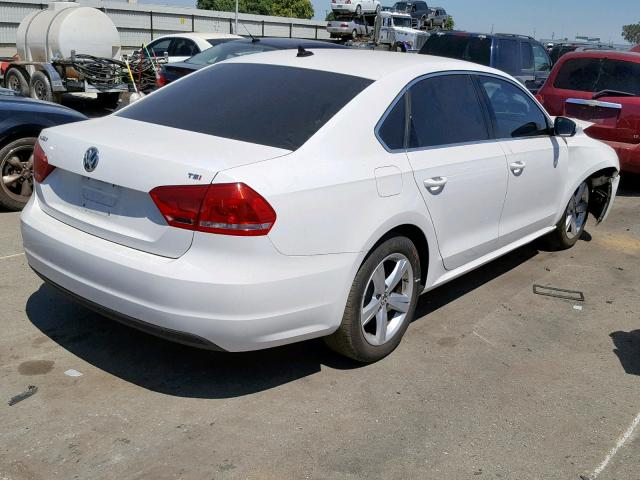 1VWAT7A34FC081599 - 2015 VOLKSWAGEN PASSAT S WHITE photo 4