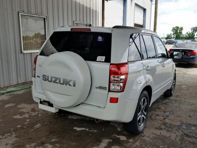 JS3TE947284101265 - 2008 SUZUKI GRAND VITA WHITE photo 4